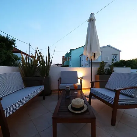 Anabella I Lägenhet