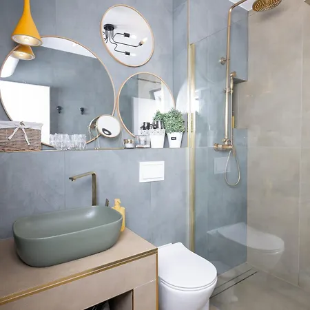 アパート Anabella I *