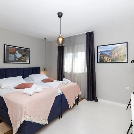 Anabella I * Ζαντάρ